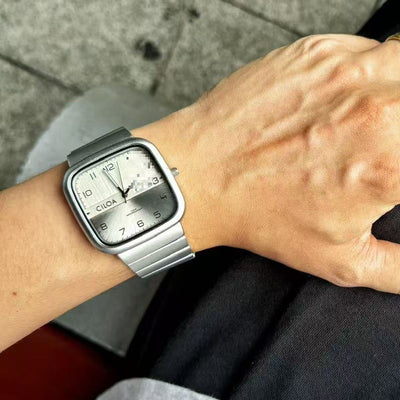 Reloj Mecánico Estilo Industrial para Hombre - Diseño Estudiante - Image 3