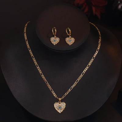 Conjunto de Collar y Aretes Corazón con Zirconia, Baño de Oro Real - Image 2