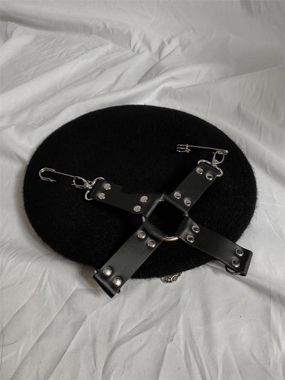 Gorro Pintor con Cadena de Cruz Punk Goth - Image 6