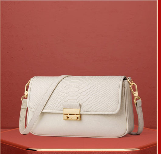 Bolso Bandolera de Cuero con Diseño Asimétrico - Image 16