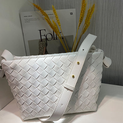 Bolso Mensajero Tejido de Cuero con Gran Capacidad para Mujer - Image 13