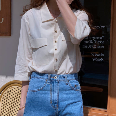 Blusa Retro Elegante con Botones Dorados y Mangas Tres Cuartos - Image 8