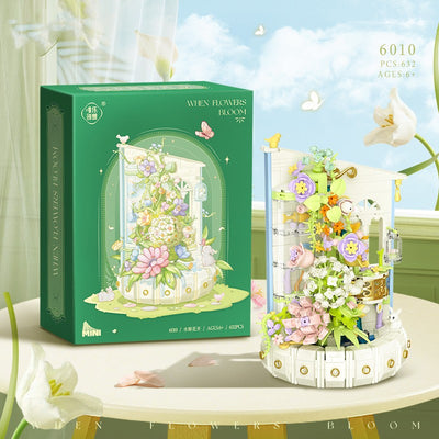 Caja de Música Decorativa con Bloques de Construcción Luminosos y Flores - Image 4