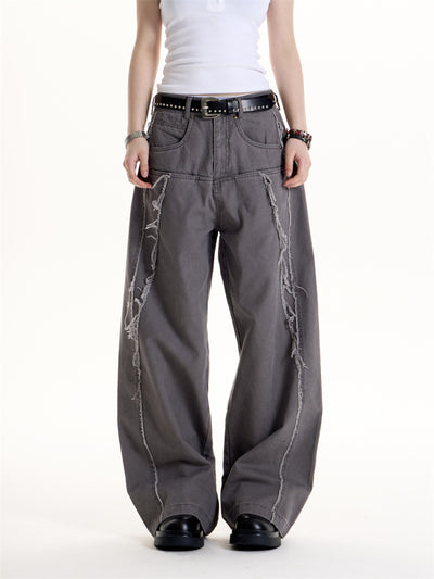 Jeans Vintage Americano con Diseño Deconstruido y Detalles de Borla - Image 3