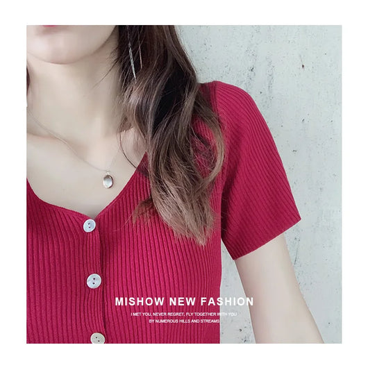 Conjunto Coreano Verano: Short Ajustado + Blusa Escote V - Image 14