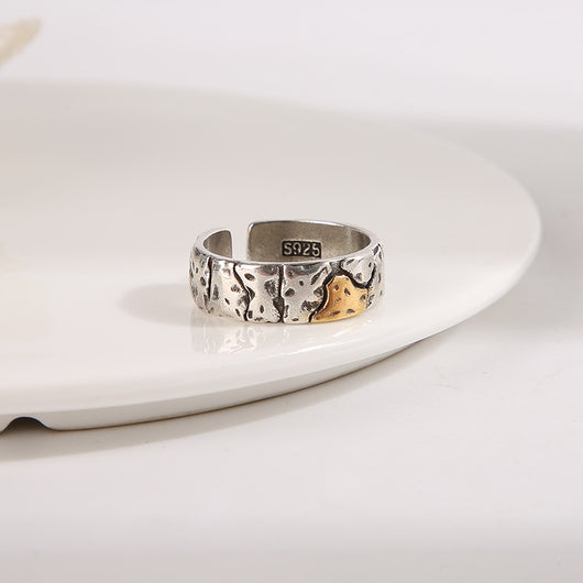 Anillo Vintage para Hombre con Textura de Piedra y Acabado Envejecido