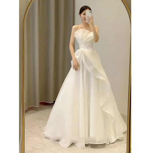 Falda de Tul Blanco Nupcial Elegante - Diseño Minimalista Chic - Image 17