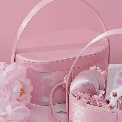 Maceta Decorativa Estilo Nacional con Diseño Floral y Empaque Premium