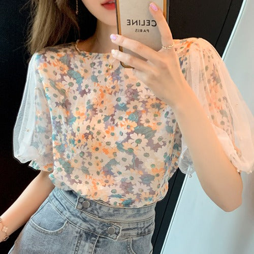 Blusa Holgada de Malla con Perlas y Mangas Puff - Image 2