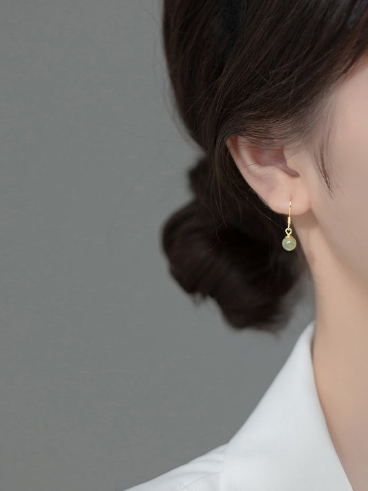 Aretes de Jade Hetian Verde con Plata - Diseño Minimalista Elegante