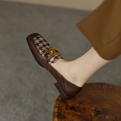 Zapato Plano de Cuero Mujer con Hebilla Retro y Diseño Escocés - Image 2