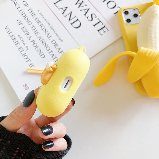 Funda Divertida para Celular con Diseño de Plátano Exprimible - Image 3