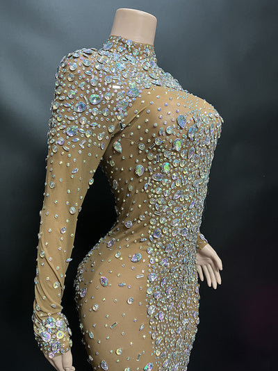 Vestido Largo Elegante Backless con Diamantes Brillantes y Manga Larga - Image 13
