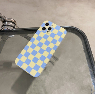 Funda Suave para Móvil con Diseño de Damero Simple - Image 7
