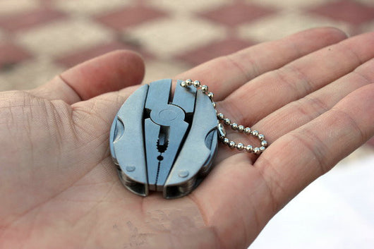 Alicates Multiusos Plegables Compactos para Aventuras al Aire Libre - Image 11