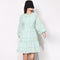 Vestido Corto con Cuello Redondo y Mangas Farol Calado