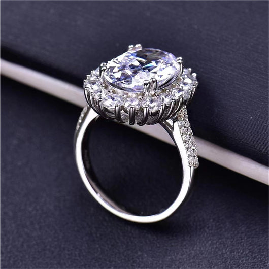 Anillo de Diamante Moissanita Ovalado - Joya de Lujo Premium - Image 4