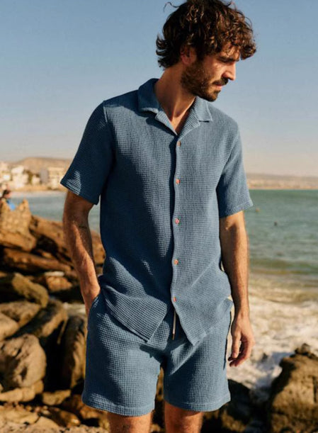 Conjunto de Dos Piezas Hombre: Camisa Suelta Waffle y Shorts Cuello Cubano Francés - Image 9