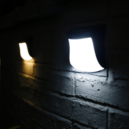 Set de 4 Lámparas Solares para Muro y Cerca - Iluminación Exterior Impermeable - Image 14