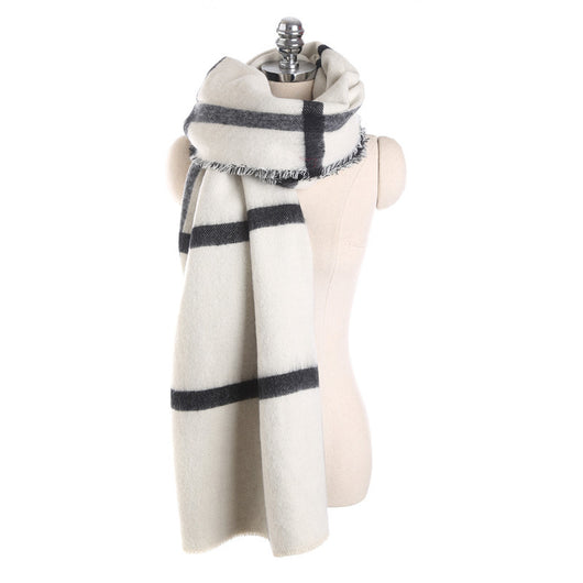Bufanda Reversible Blanco y Negro de Microcashmira - Image 8