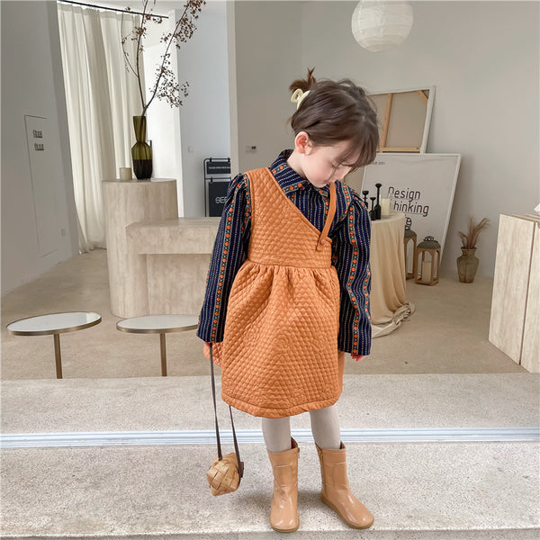 Vestido Dos Piezas Niña Fleece Floral con Tirantes Elegantes
