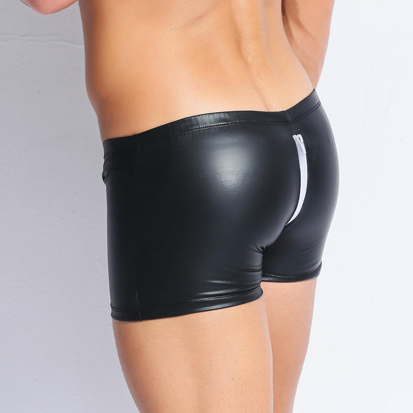 Shorts de Cuero Charol para Hombre con Abertura Frontal - Image 3