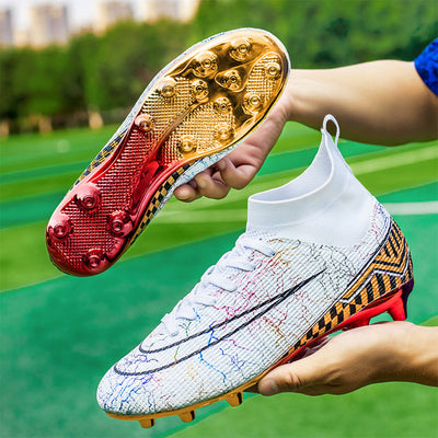 Botines de Fútbol Profesionales con Suela Dorada para Pasto Sintético - Image 6