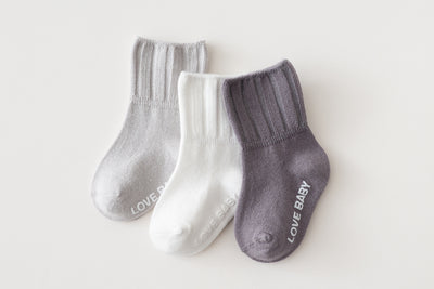 Calcetines Unisex de Algodón Transpirables con Antideslizante - Image 2