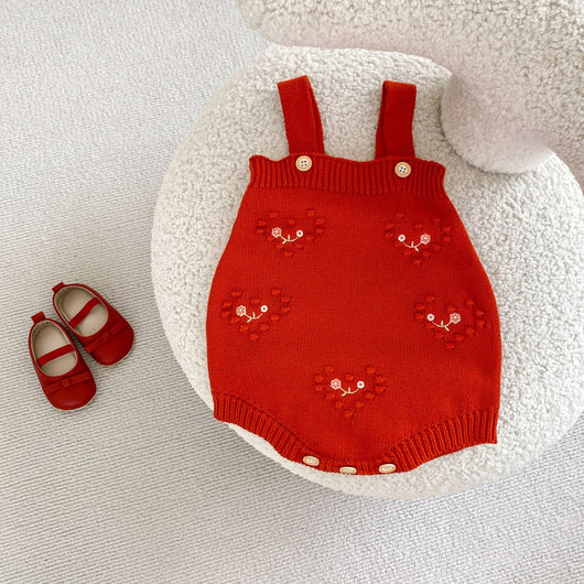 Gorro Ha Yi para Bebé Niña Rojo con Bordado de Amor - Image 57