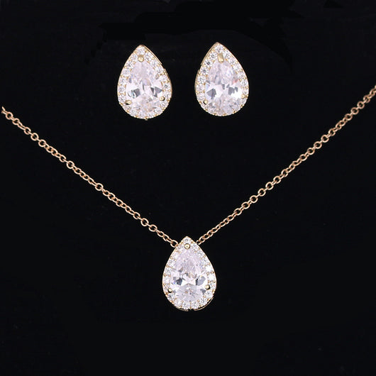 Conjunto de Aretes y Collar con Circonitas en Forma de Gota - Image 3