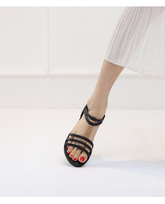 Sandalias Planas Bohemias con Detalles Calados para Playa y Viajes - Image 11