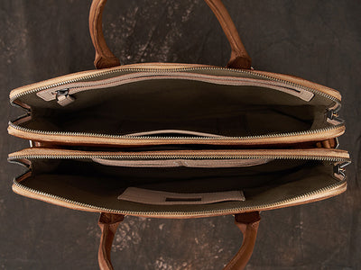 Maletín de Cuero Curtido al Vegetal para Hombre - Estilo Ejecutivo y Casual - Image 13