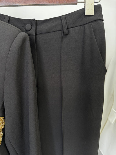 Traje Dos Piezas con Pantalón Acampanado y Detalles de Cuentas - Image 9