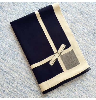 Poncho Reversible con Moño - Diseño Elegante Doble Cara - Image 5