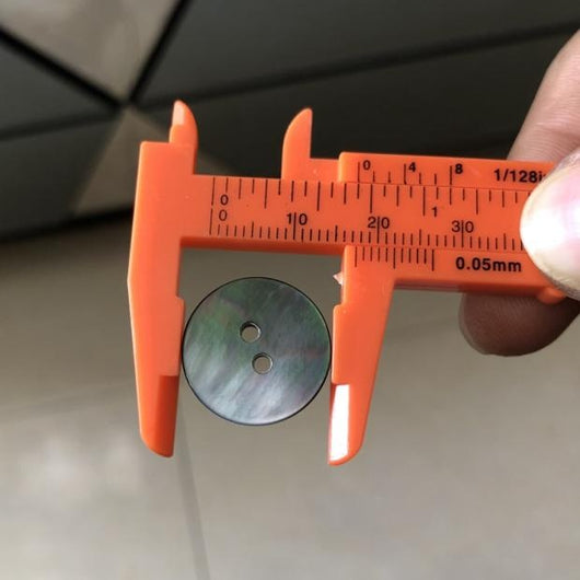 Regla de Doble Escala Plástica para Mediciones Precisas - Image 19