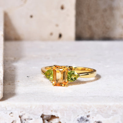 Anillo de Citrino Lujo Ligero con Diseño Moderno y Gemas Incrustadas - Image 10