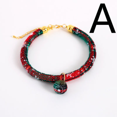 Collar Ajustable para Mascotas con Guantes Navideños y Cascabel - Image 14