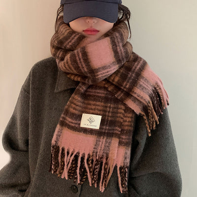 Elegante Bufanda Cuadriculada para Mujer - Image 3