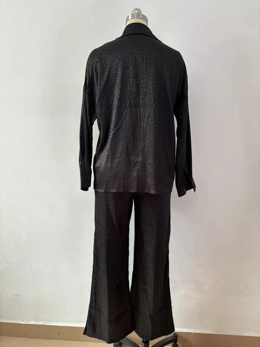 Conjunto de Dos Piezas Mujer con Camisa Estampado Leopardo y Pantalón - Image 17