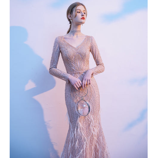 Vestido Dorado con Falda Cola de Pez - Image 8