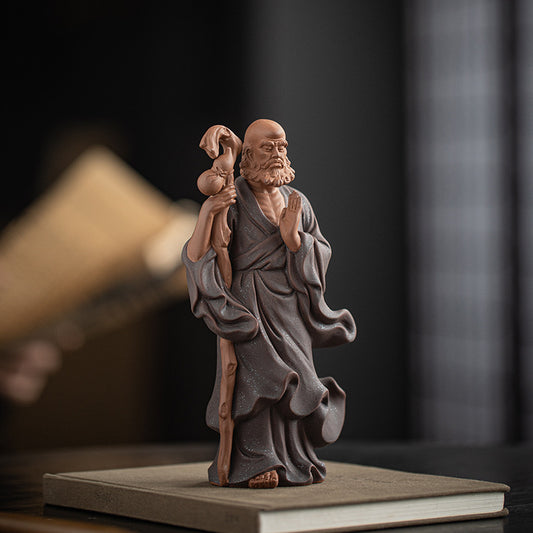 Ornamento Zen Ancestral: Bodhidharma Cruzando el Río