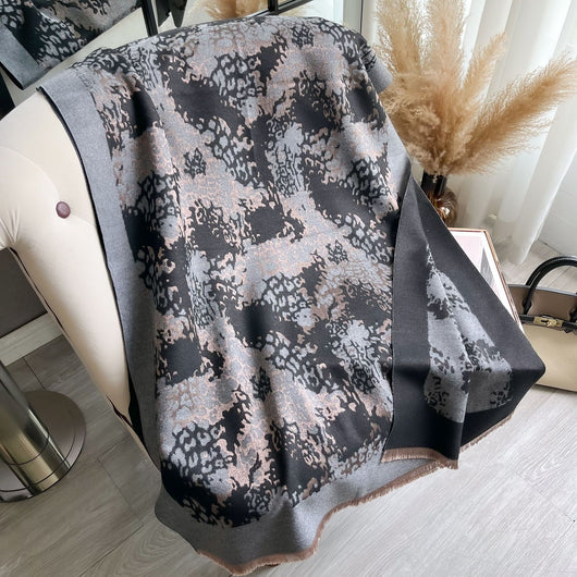 Bufanda Larga Estampado Leopardo - Conjunto Coordinado y Cálido - Image 9