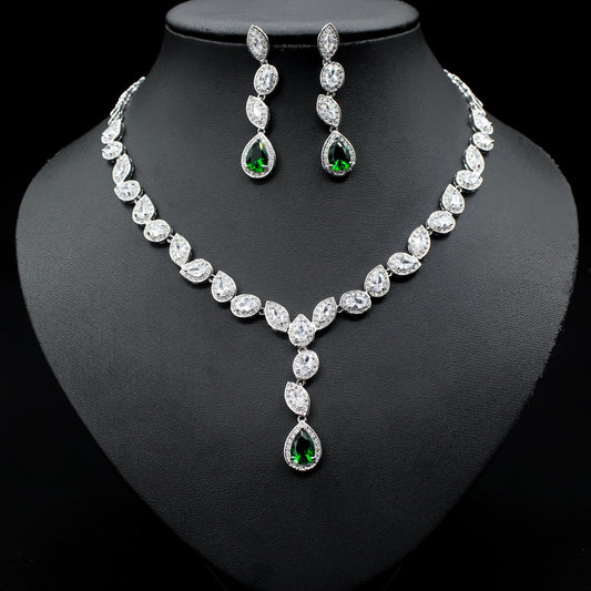 Conjunto de Collar, Aretes y Pulsera de Circonia Cúbica - Joyería Nupcial Elegante - Image 2