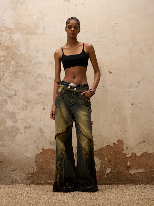 Jeans con Corte Fluido y Detalles Raw Edge - Image 8