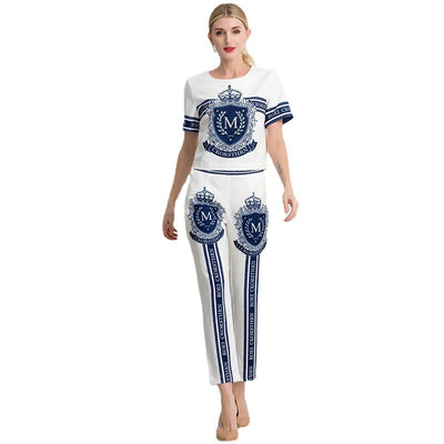 Conjunto Elegante: Blusa Corta con Tachuelas y Diamantes + Pantalón con Bolsillos - Image 9