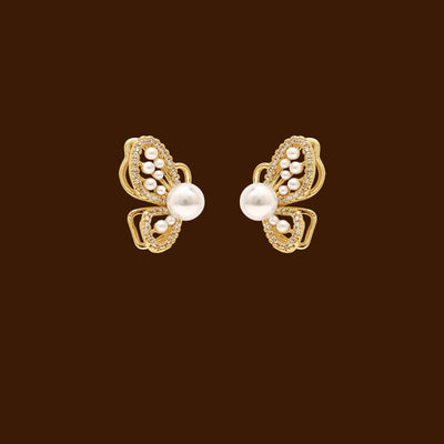 Aretes Clip Mariposa Perla con Diseño Temperamento