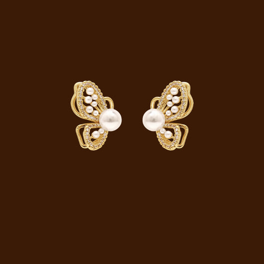 Aretes Clip Mariposa Perla con Diseño Temperamento