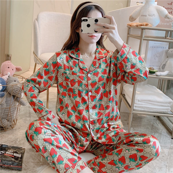 Pijama Dos Piezas de Seda Fría con Mangas Largas para Mujer