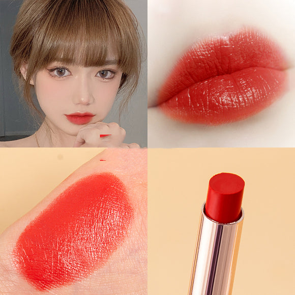 Labial Velvet Mate Hidratante Tubo Dorado - Cobertura Sedosa
