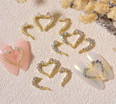Decoraciones de Uñas Love Heart con Piedras de Cristal y Aleación - Image 19